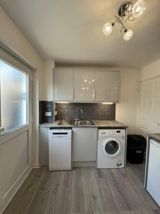 Welsh Getaway Home No 2 - 10 Mins To Bike Park Wales Merthyr Tydfil Ngoại thất bức ảnh
